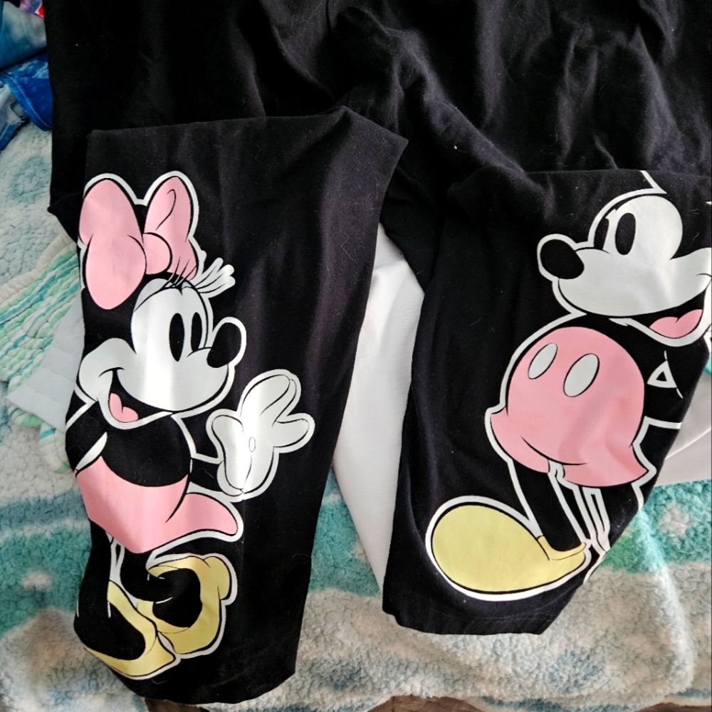Disney parks minnie and mickey leggings. New never worn. They run big!